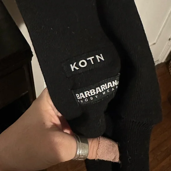 KOTN Black and Cream Zip-Up Sweater - Picture 7 of 11